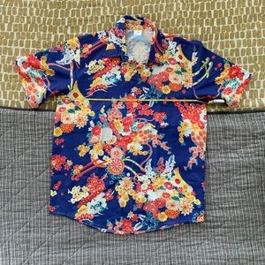 Romeo and Juliet hawaiian shirt. New, never worn. Smoke free home.